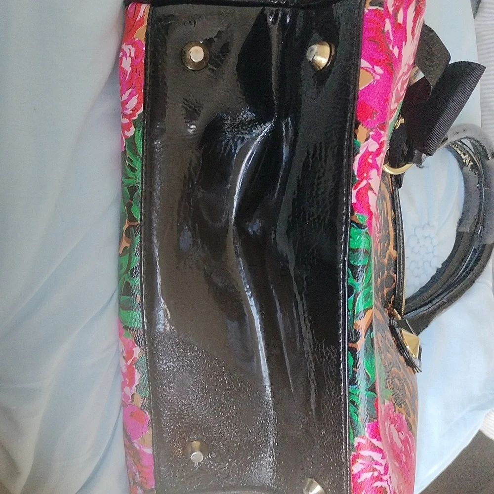 Handbag - Picture 3 of 3